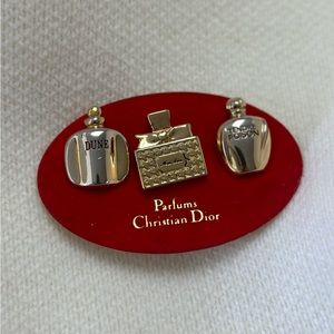 Christian Dior Gold Tone Brooch Pin Sets Vintage Auth Accessories